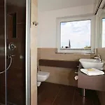 Warnow Hotel Rostock